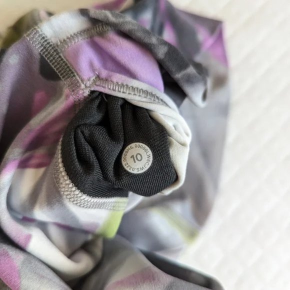 lululemon athletica Multicolor Abstract Leggings - Picture 8 of 12